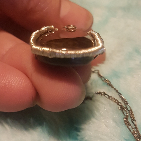 Ammolite  Pendant&Chain - Picture 11 of 17